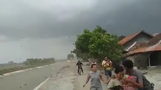 Tornado ravaged the Panguragan Kidul of Cirebon Indonesia Dec 30 2018 [upl. by Gabbi]