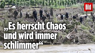 Hochwasser Nach der Flut suchen die Menschen nach Leichen [upl. by Roley]