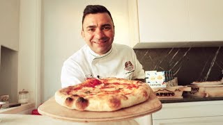 Pizza napoletana fatta in casa la ricetta di Davide Civitiello [upl. by Brace]