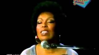 ROBERTA FLACK KILLING ME SOFTLY LEGENDADO EM PORTUGUÊS BR [upl. by Louisette]