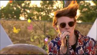 La Roux  Bulletproof live Glastonbury 2009 [upl. by Agnola]