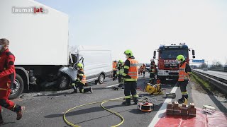 Tödlicher Unfall im Rückstaubereich auf der Welser Autobahn bei Marchtrenk [upl. by Ibur]