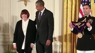 Linda Ronstadt awarded Natl Medal of Arts for oneofakind voice [upl. by Rezzani]