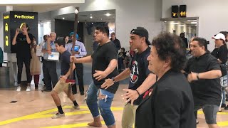 Alex Aiono gets a warm welcome at Auckland airport [upl. by Matilde]