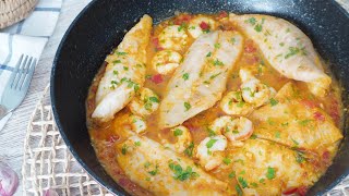 Filetes de PESCADO EN SALSA de Gambas  Receta rápida y fácil [upl. by Colis]