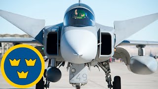 Swedish Air Force Saab JAS 39 Gripen fighters during the Red Flag combat exercise in the USA [upl. by Gale]