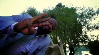 Pasteur Moise Mbiye  Trois clip officiel [upl. by Aneeram]