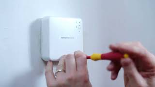 Installing the Honeywell Home T3 series programmable thermostat [upl. by Alodie]