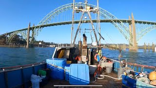 Yaquina Bay Bar Crossing amp Bridge Port of Newport [upl. by Britton756]