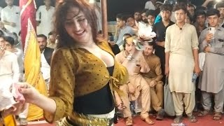 Miss karishma swabi New Dance 2022 [upl. by Ahtennek]