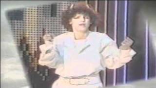 Musica de los 80s Lucia quotMarineroquot version en Español [upl. by Etnovad]