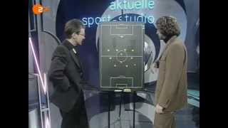 Ralf Rangnick im Sportstudio über die Viererkette 1998 English subtitles [upl. by Leena]