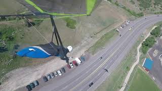 Some turbulence during hang gliding final approach [upl. by Shaddock989]