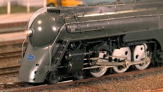 18026 2rail Lionel Smithsonian NYC Dreyfuss Hudson [upl. by Glennie]