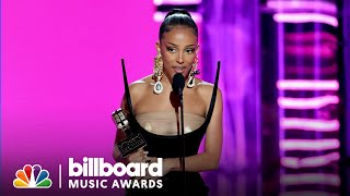 Doja Cat Wins the Top RampB Album Award  2022 Billboard Music Awards [upl. by Eesyak796]