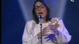 Nana Mouskouri  Ave María  Live [upl. by Gillan]