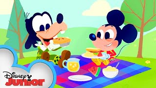 Mickeys New House 🏠  Mickey Mornings  Mickey Mouse MixedUp Adventures  disneyjr [upl. by Oderfodog]