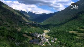 Los Pirineos desde el aire 3 [upl. by Ahsekam]