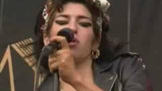 Amy Winehouse live Your Wondering Now [upl. by Carbone383]