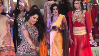 DHOLA VE DHOLA  MEHAK MALIK  WEDDING PARTY [upl. by Nitsirt]