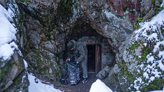 Trapped in a Blizzard Mysterious Cave Shelter Saves My Life [upl. by Tshombe]